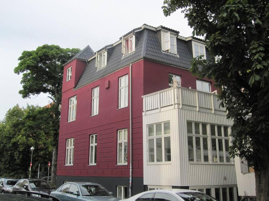 Sunny Apartment At Rostock - Pink Exterior foto