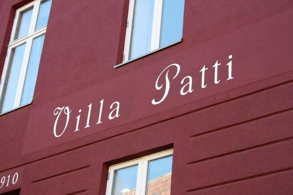 Sunny Apartment At Rostock - Pink Exterior foto